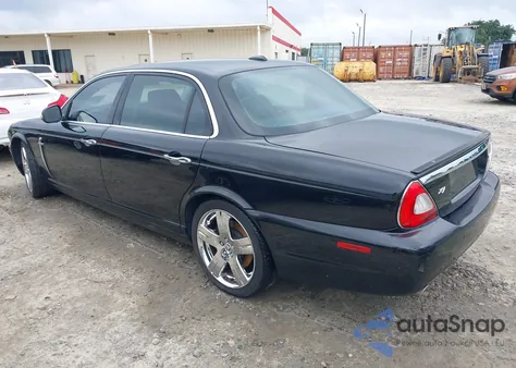 2008 Jaguar Xj Vanden Plas из США, поврежденный, VIN SAJWA82B48SH27649